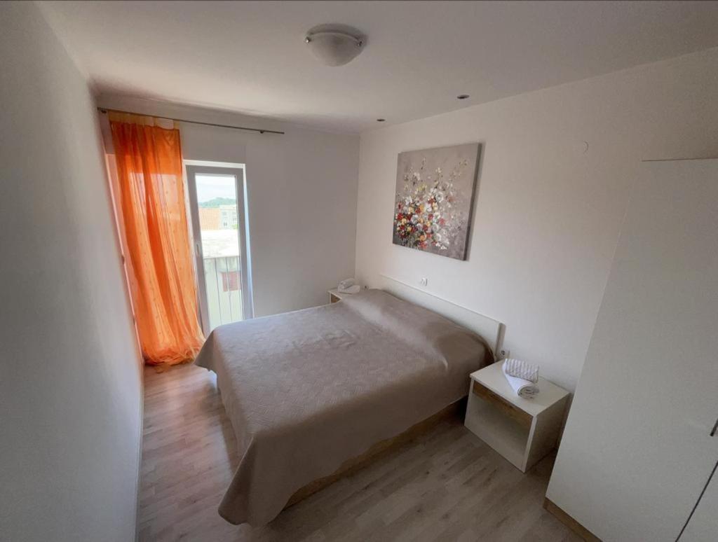 Apartments Pivac Makarska Rum bild