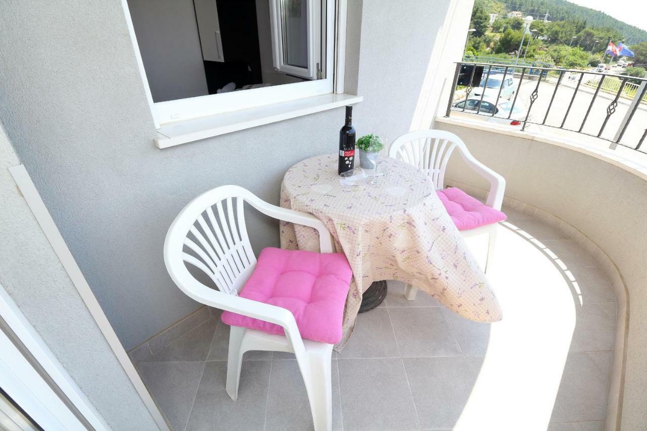 Apartments Pivac Makarska Exteriör bild